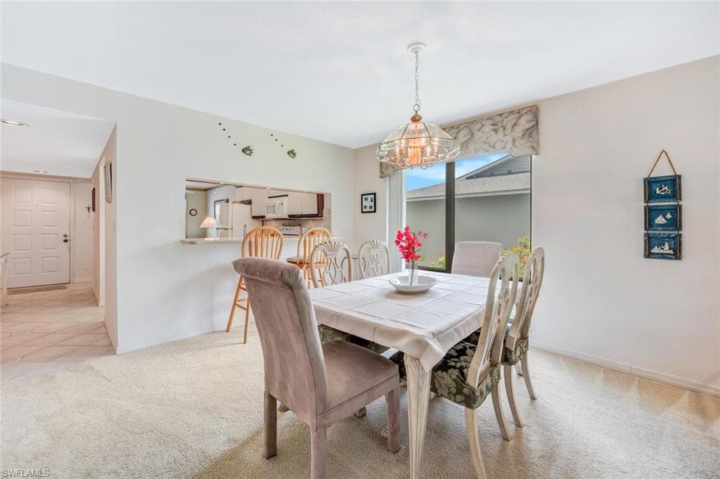 1207 Commonwealth Cir B201, Naples, FL 34116-10