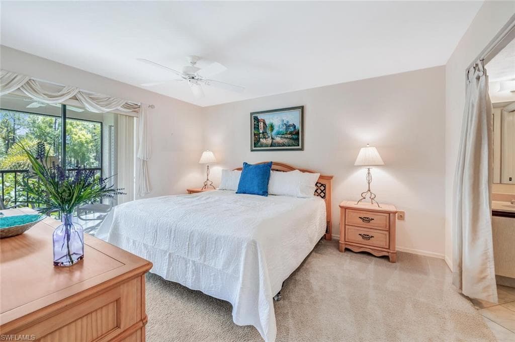 1207 Commonwealth Cir B201, Naples, FL 34116-1