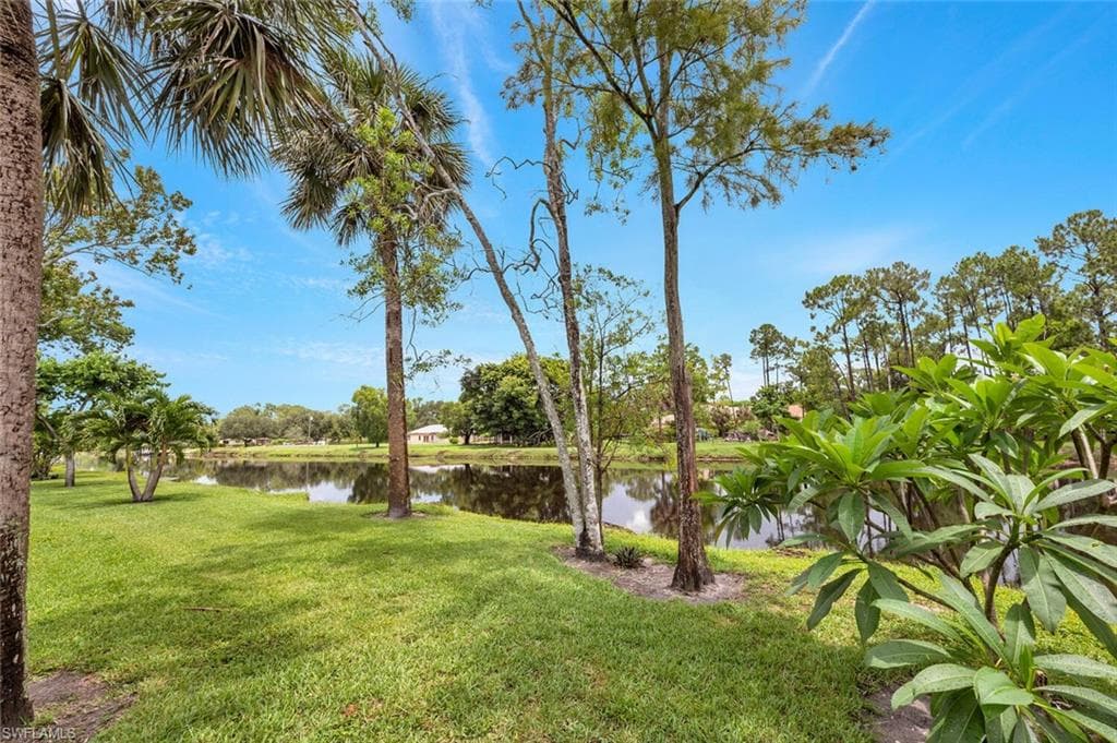 1207 Commonwealth Cir B201, Naples, FL 34116-28