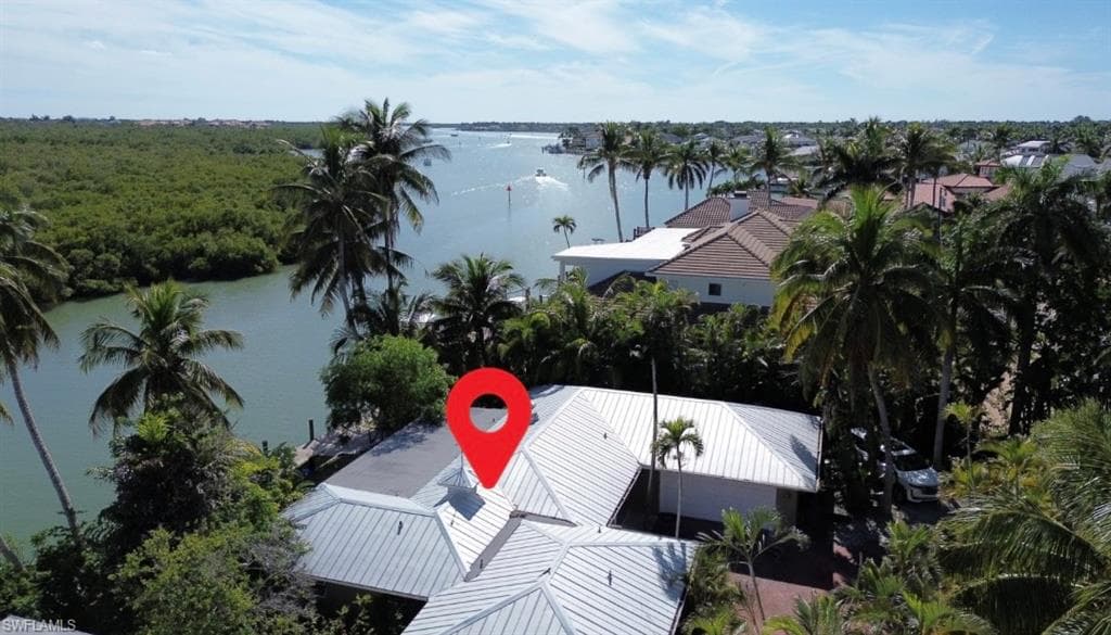 2195 Sheepshead Dr, Naples, FL 34102-18