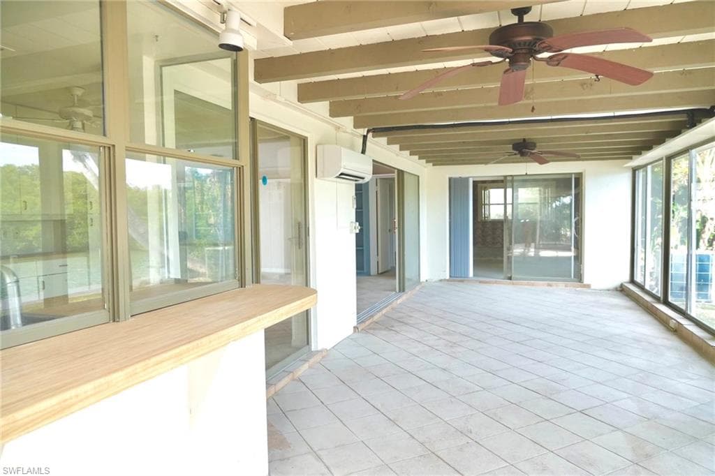2195 Sheepshead Dr, Naples, FL 34102-7