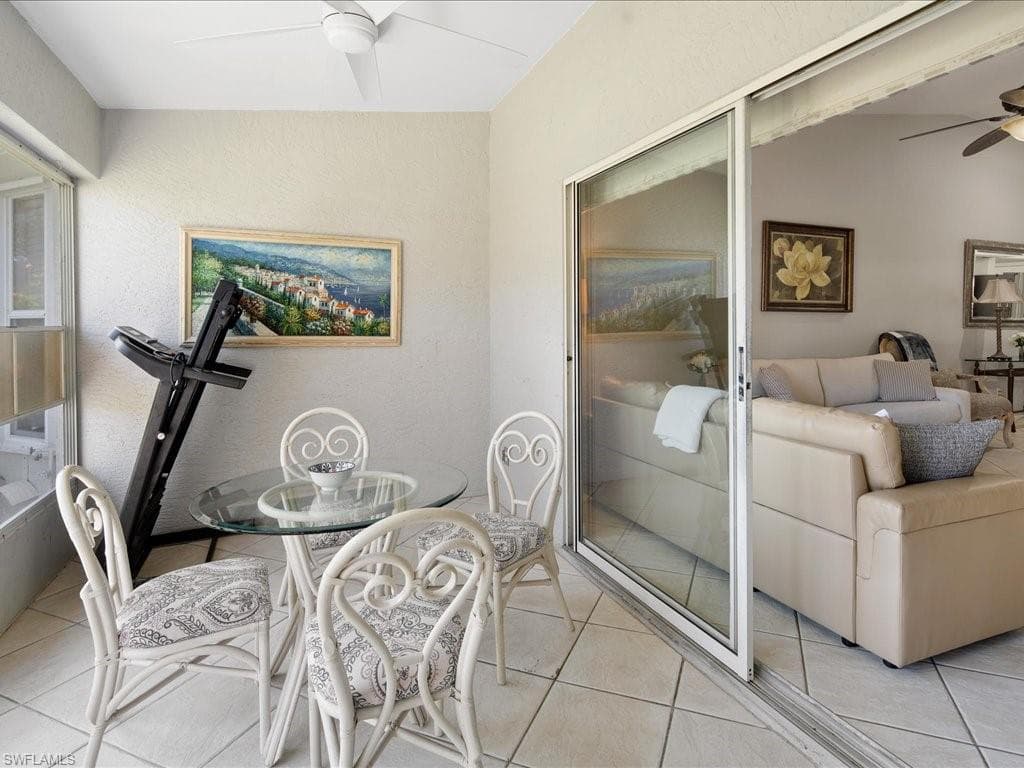 10808 King George Ln 2602, Naples, FL 34109-21