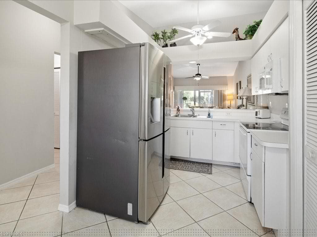 10808 King George Ln 2602, Naples, FL 34109-3