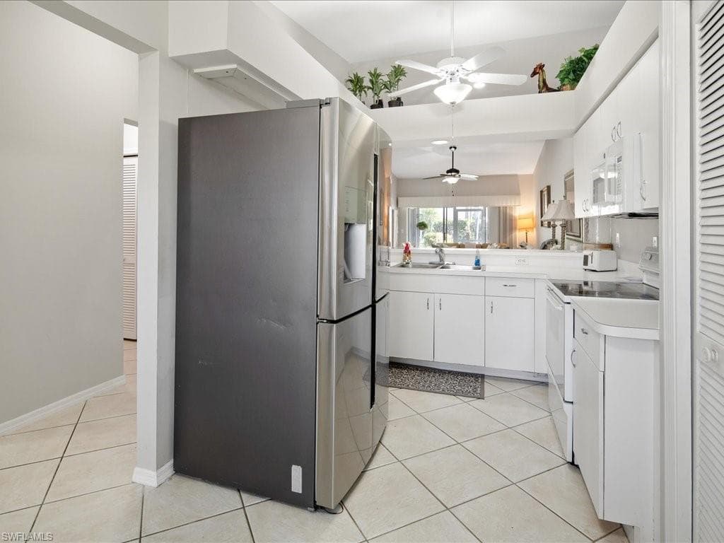 10808 King George Ln 2602, Naples, FL 34109-3