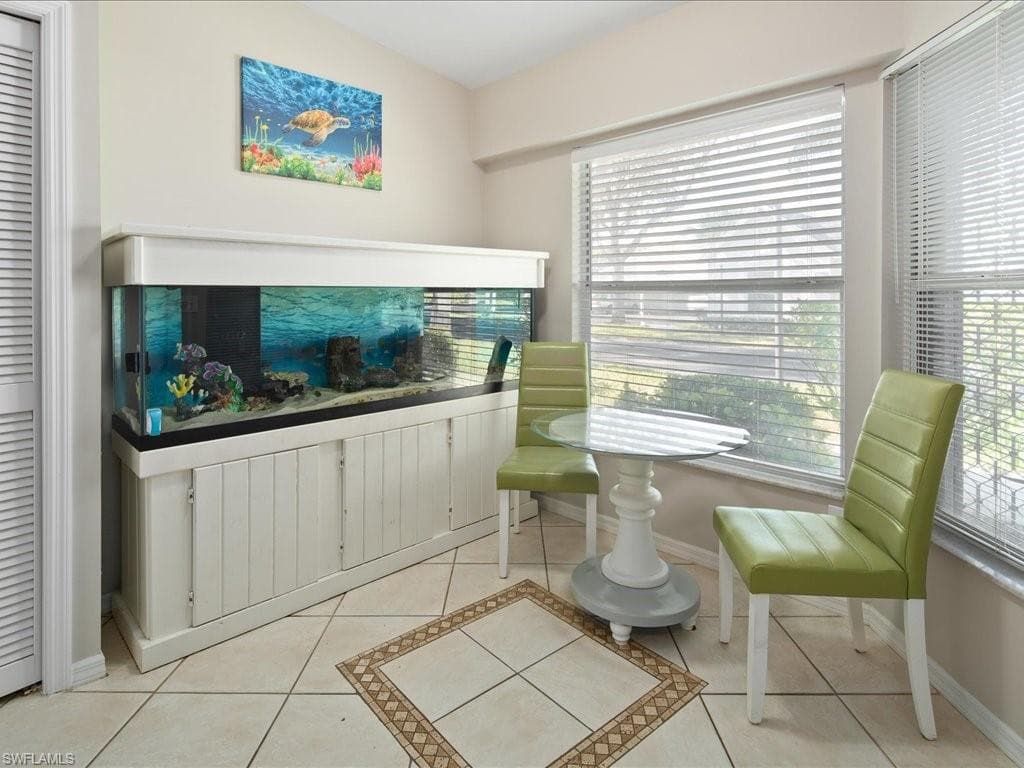 10808 King George Ln 2602, Naples, FL 34109-6