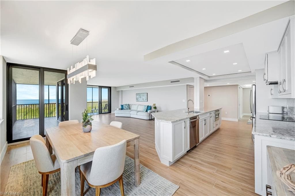 11 Bluebill Ave 602, Naples, FL 34108-10