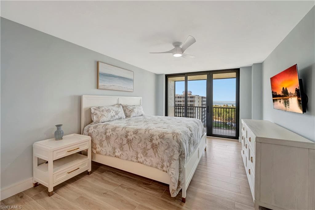 11 Bluebill Ave 602, Naples, FL 34108-17