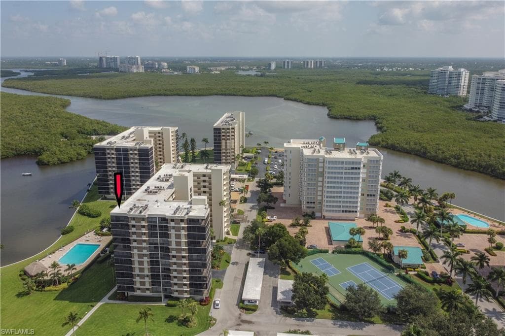 11 Bluebill Ave 602, Naples, FL 34108-26