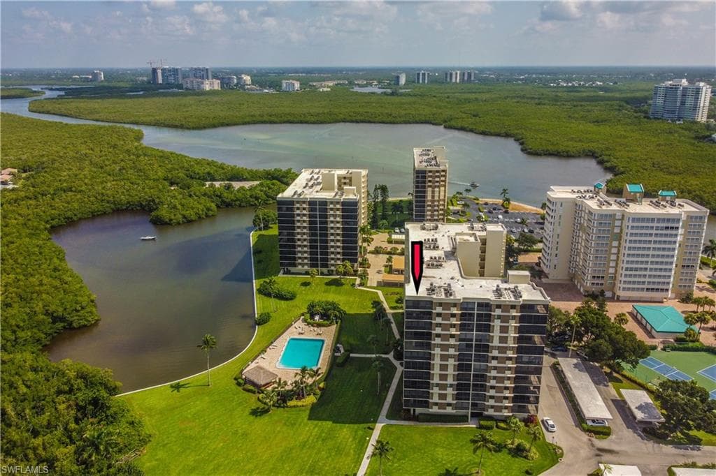 11 Bluebill Ave 602, Naples, FL 34108-27