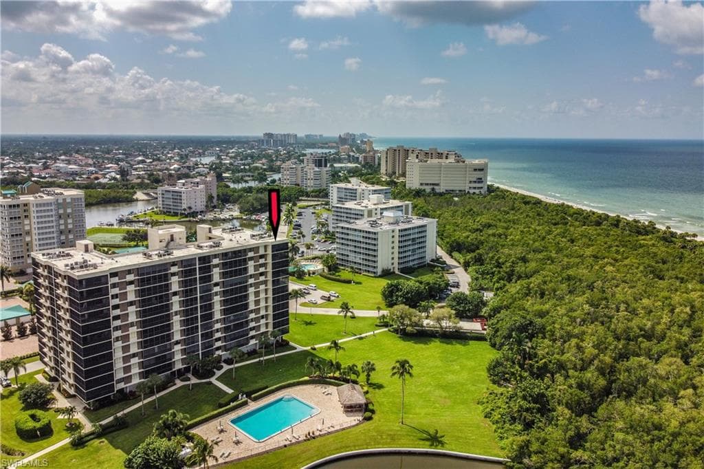 11 Bluebill Ave 602, Naples, FL 34108-28