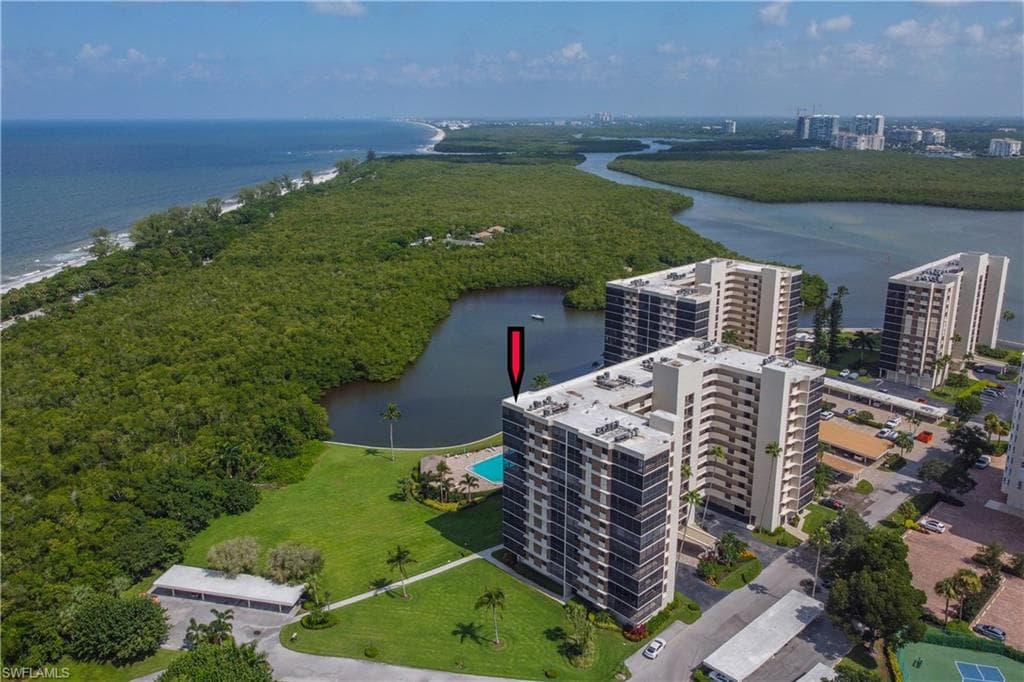 11 Bluebill Ave 602, Naples, FL 34108-2