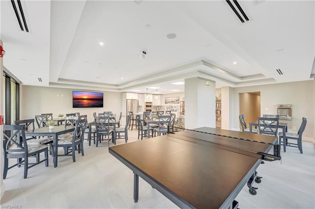 11 Bluebill Ave 602, Naples, FL 34108-38