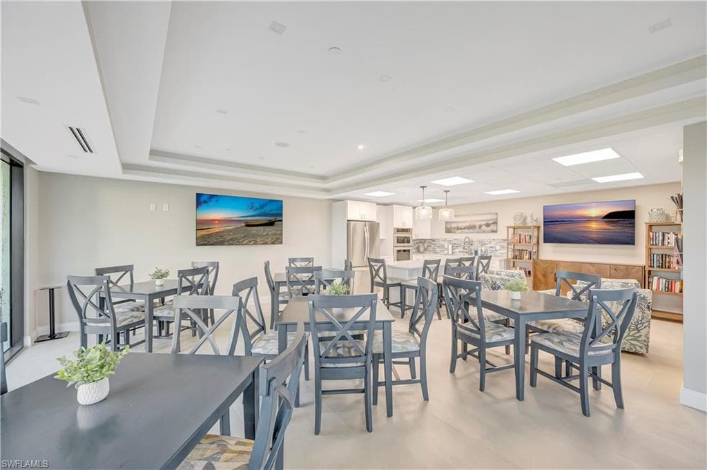 11 Bluebill Ave 602, Naples, FL 34108-39