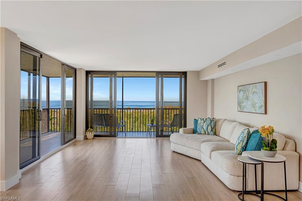 11 Bluebill Ave 602, Naples, FL 34108-5
