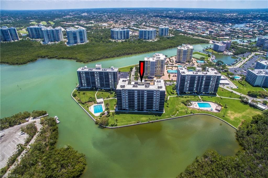 15 Bluebill Ave 304, Naples, FL 34108-42