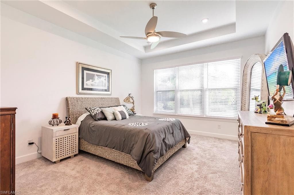 8876 Scarlotti Pl, Naples, FL 34119-16