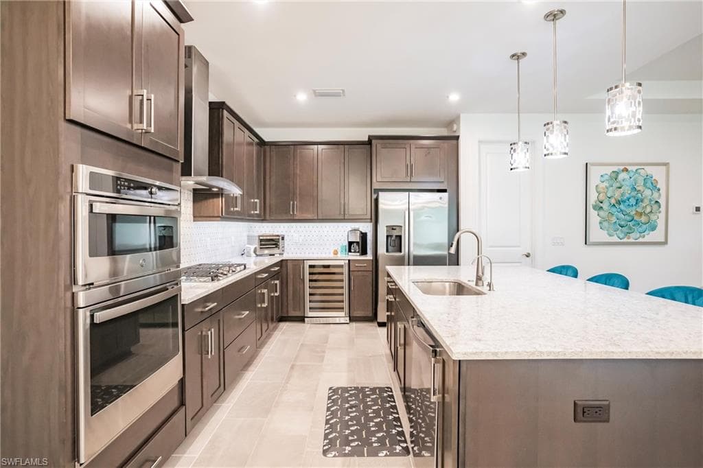 8876 Scarlotti Pl, Naples, FL 34119-8