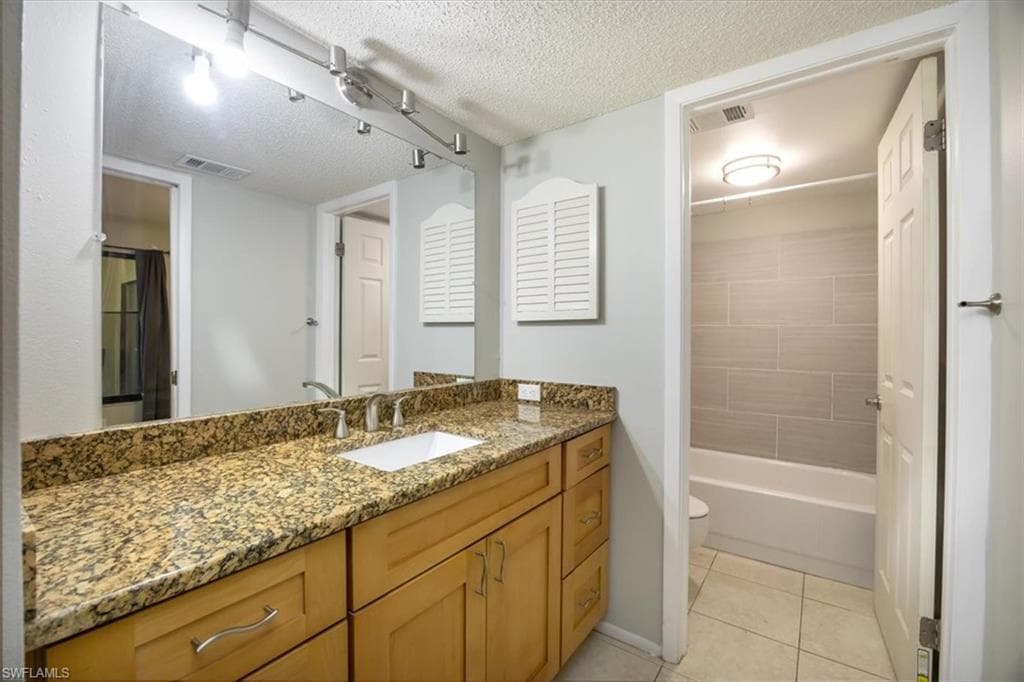 3635 Boca Ciega Dr 207, Naples, FL 34112-15