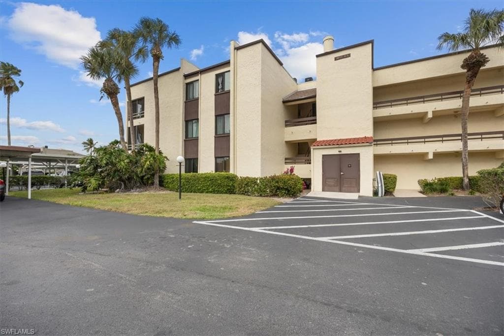 3635 Boca Ciega Dr 207, Naples, FL 34112-1