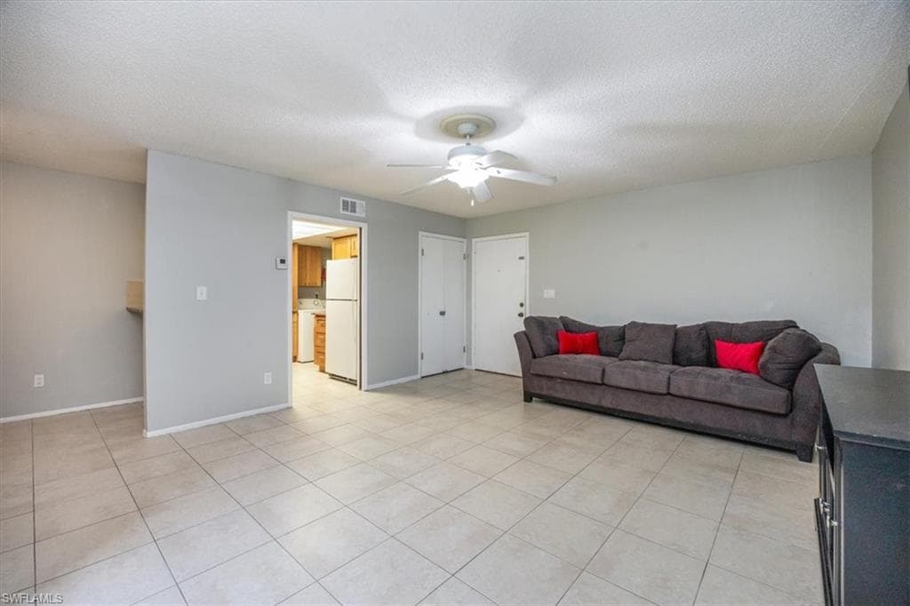 3635 Boca Ciega Dr 207, Naples, FL 34112-5