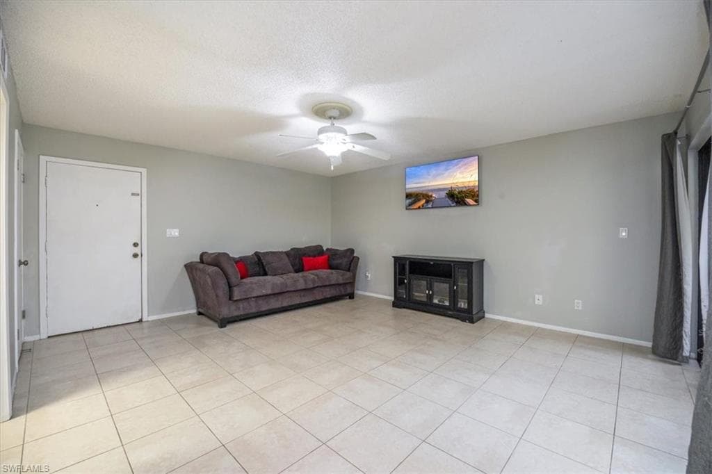 3635 Boca Ciega Dr 207, Naples, FL 34112-8