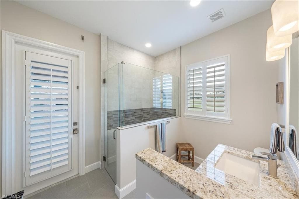 13700 Pondview Cir, Naples, FL 34119-24
