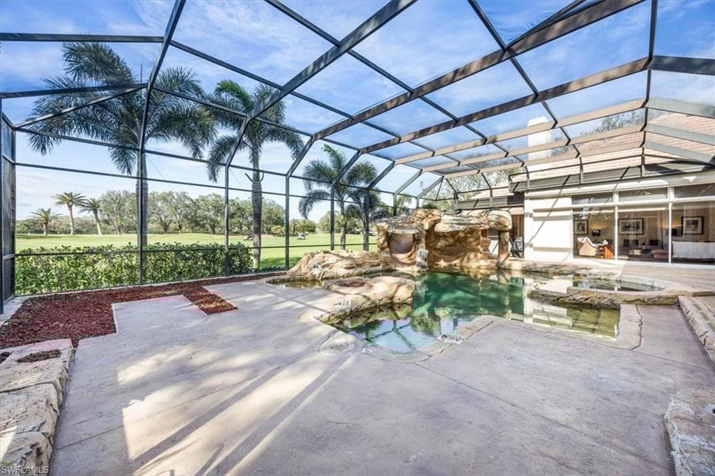 13700 Pondview Cir, Naples, FL 34119-33