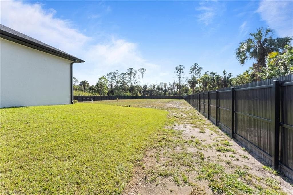 490 39th Ave NE, Naples, FL 34120-4