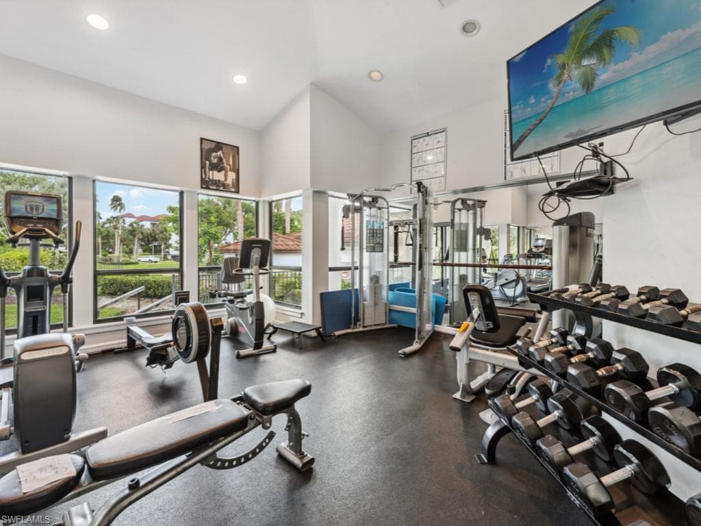 110 La Peninsula Blvd 110, Naples, FL 34113-50
