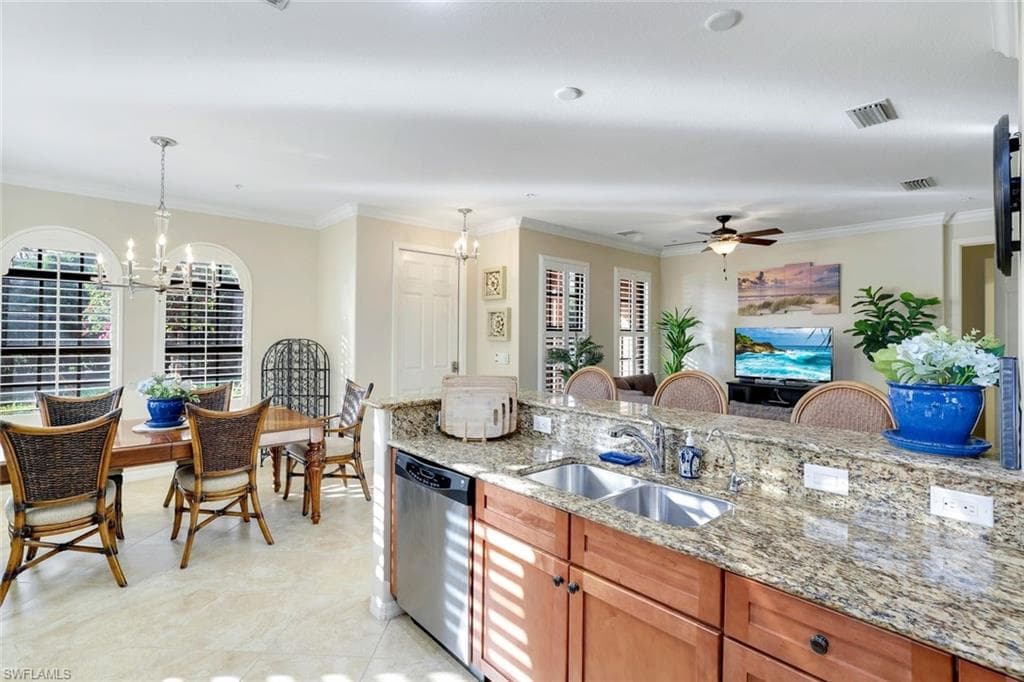 8985 Cambria Cir 2103, Naples, FL 34113-10