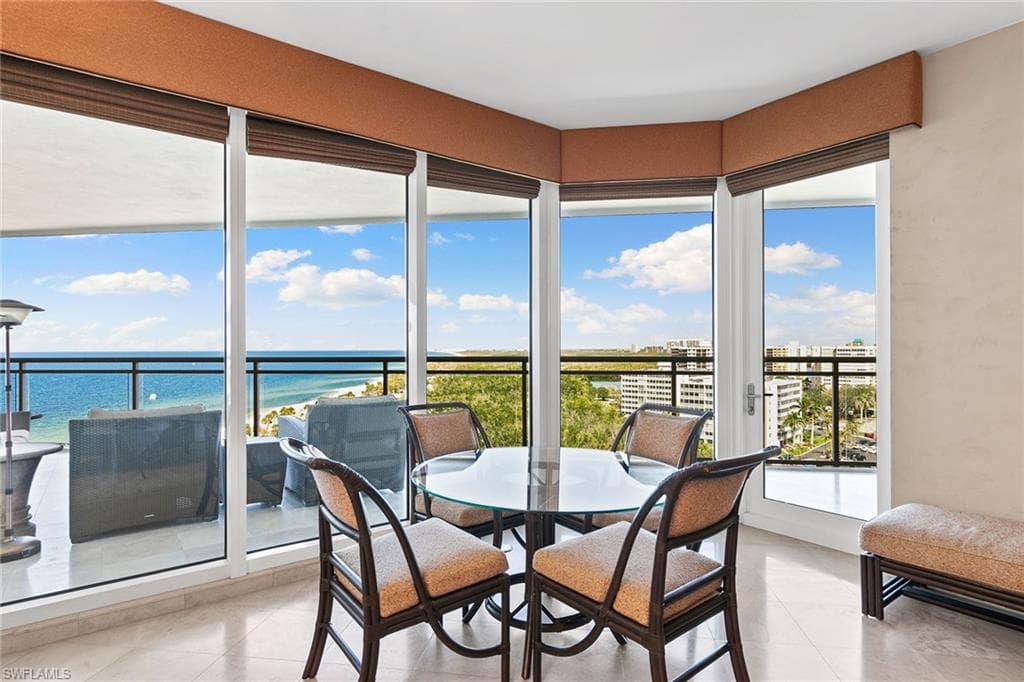 11125 Gulf Shore Dr Ph-7, Naples, FL 34108-13