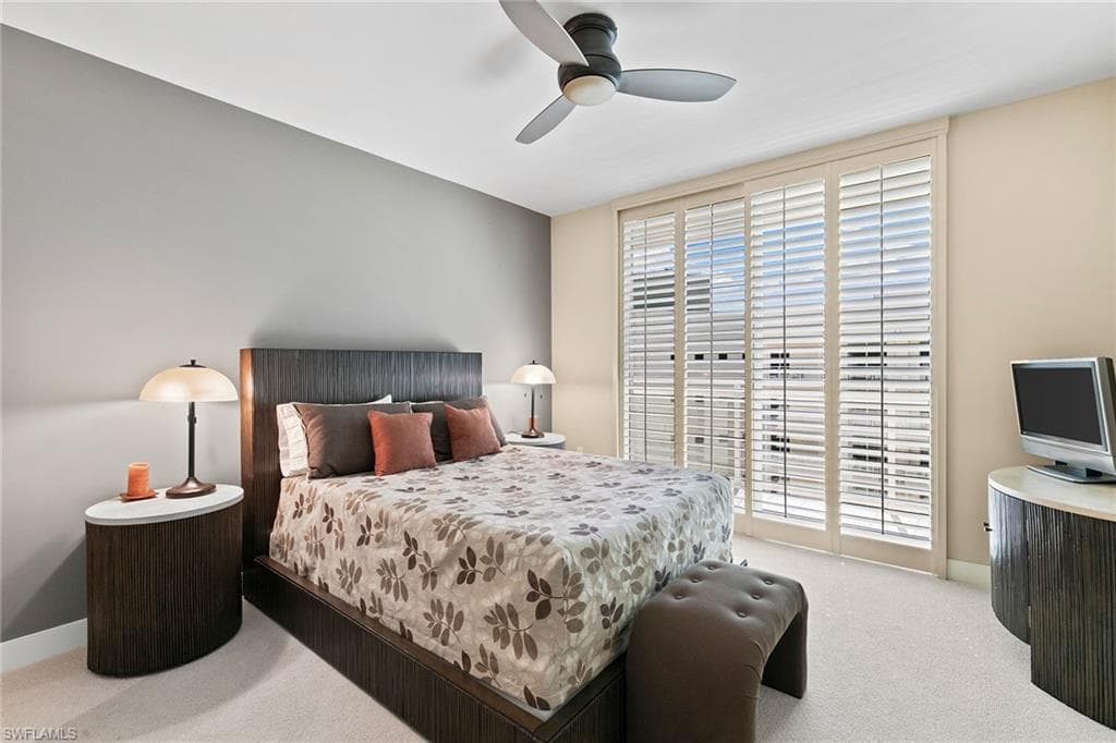 11125 Gulf Shore Dr Ph-7, Naples, FL 34108-35