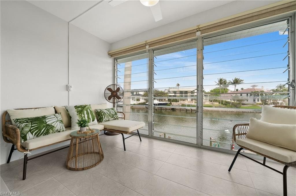 1550 Gulf Shore Blvd N E2, Naples, FL 34102-12