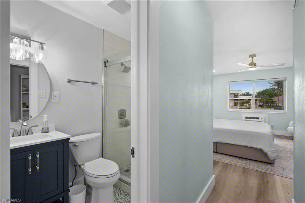 1550 Gulf Shore Blvd N E2, Naples, FL 34102-23