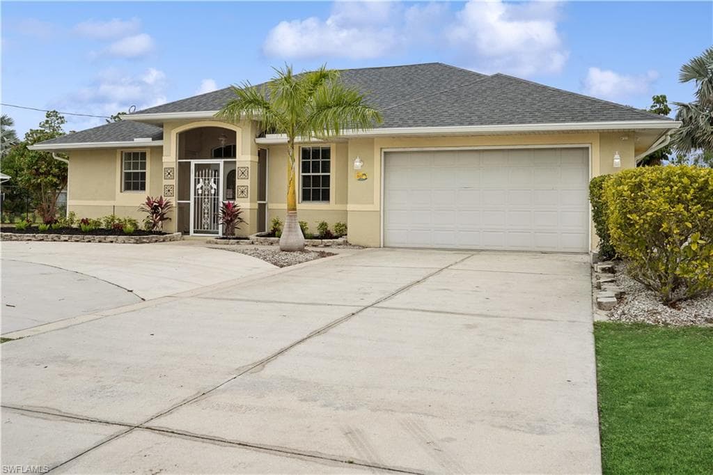 1507 9th St, Lehigh Acres, FL 33972-34