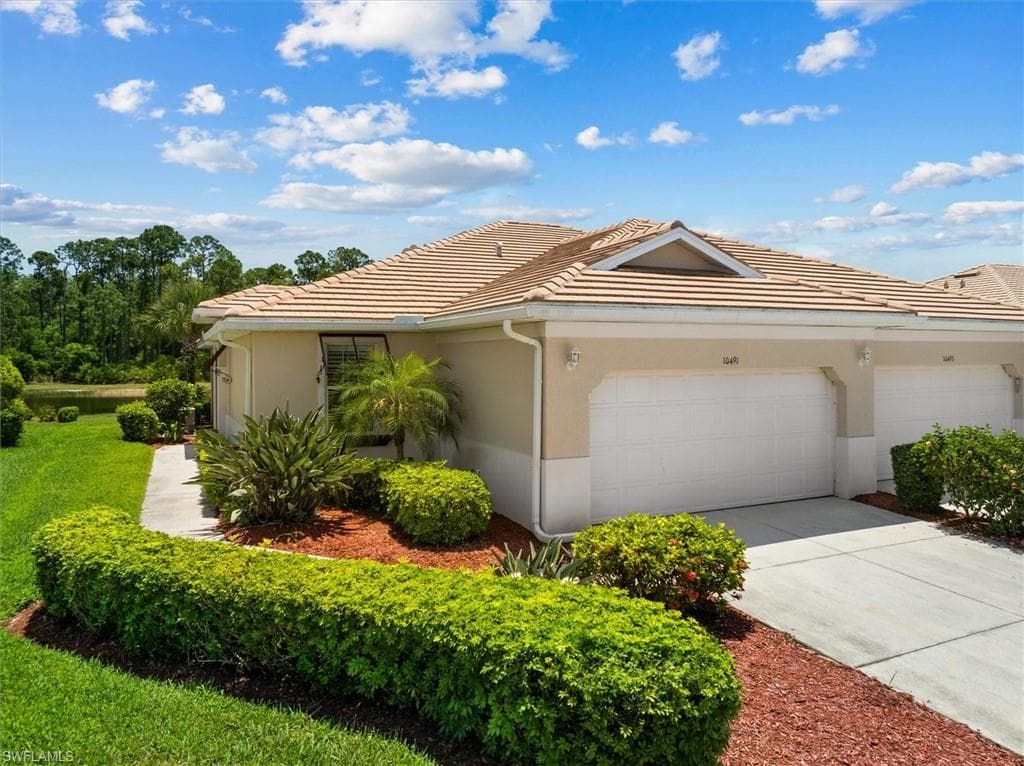 10491 Materita Dr, Fort Myers, FL 33913-25