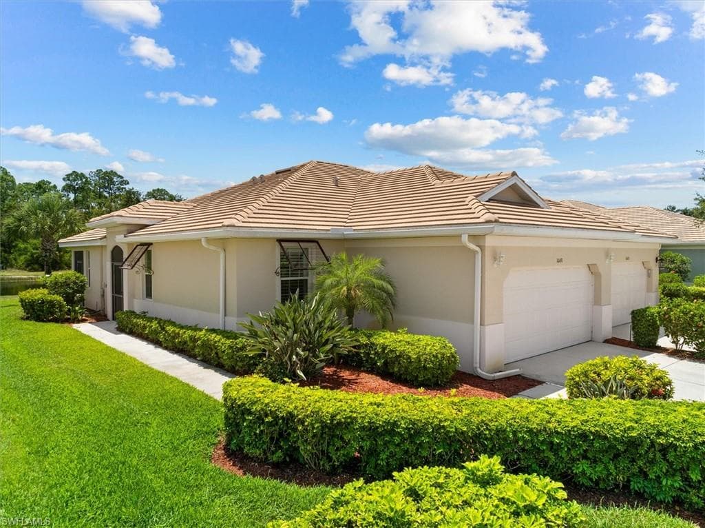 10491 Materita Dr, Fort Myers, FL 33913-1