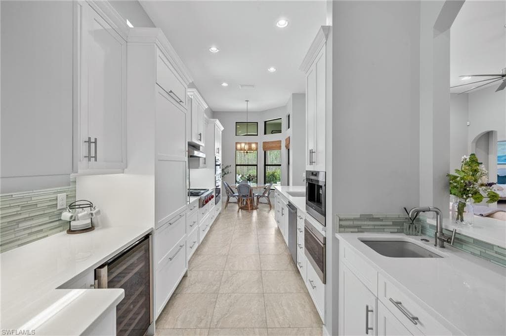 14726 Reserve Ln, Naples, FL 34109-12