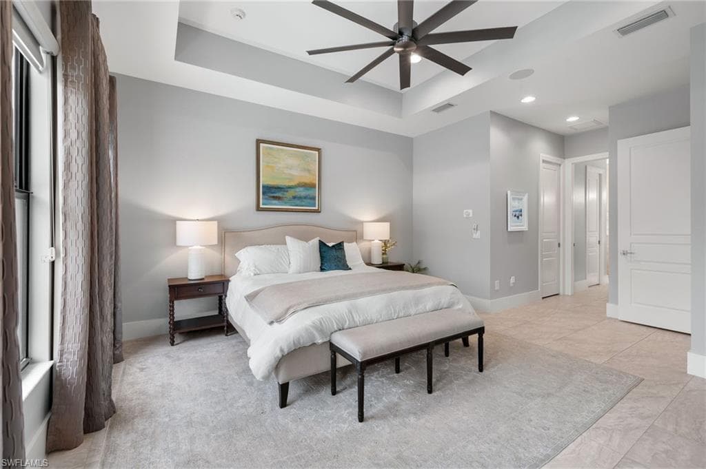 14726 Reserve Ln, Naples, FL 34109-17