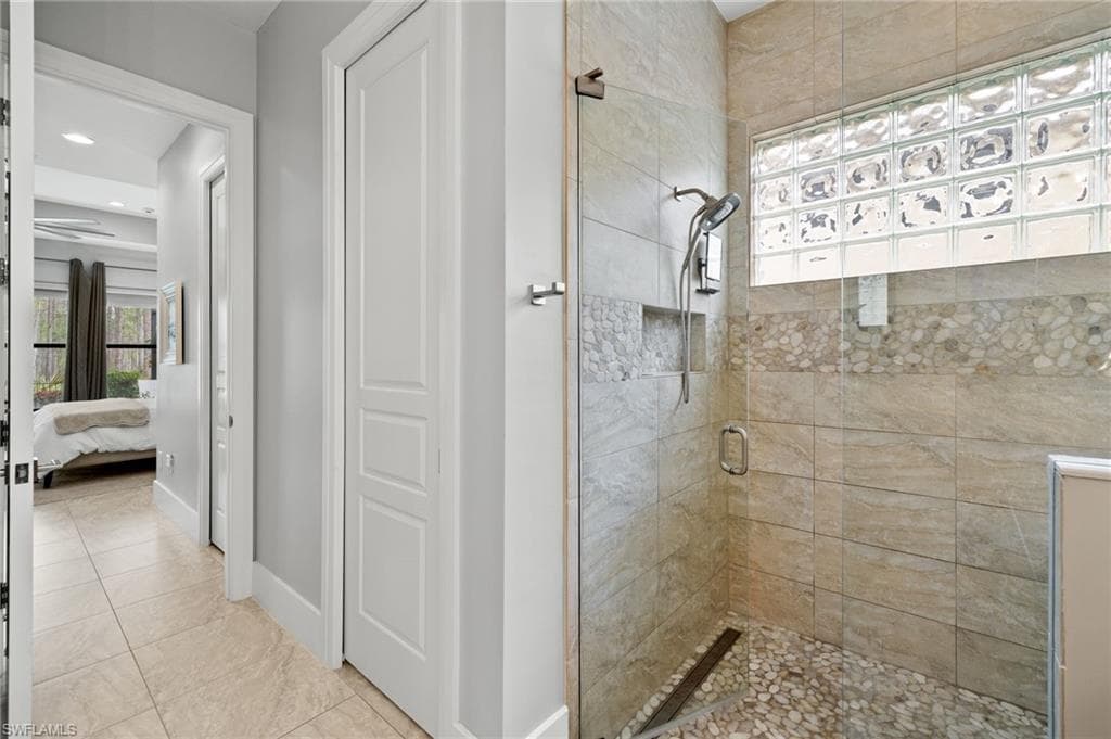 14726 Reserve Ln, Naples, FL 34109-19