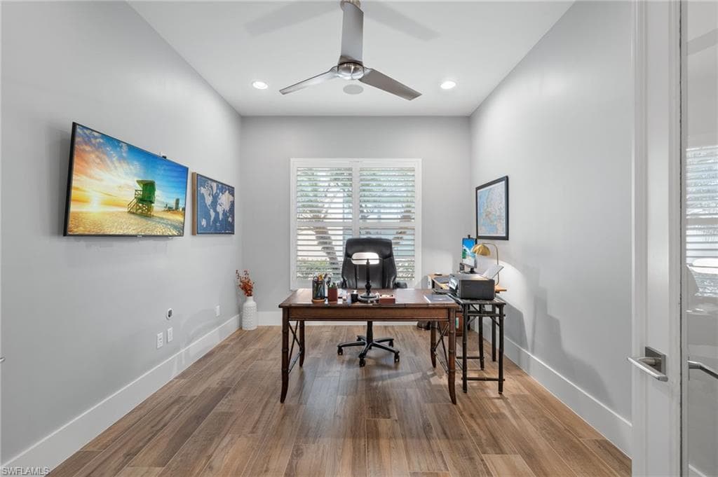 14726 Reserve Ln, Naples, FL 34109-25