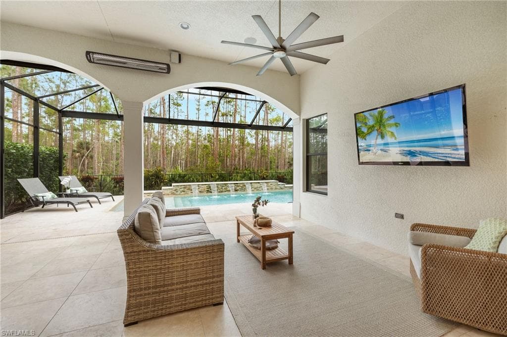 14726 Reserve Ln, Naples, FL 34109-27