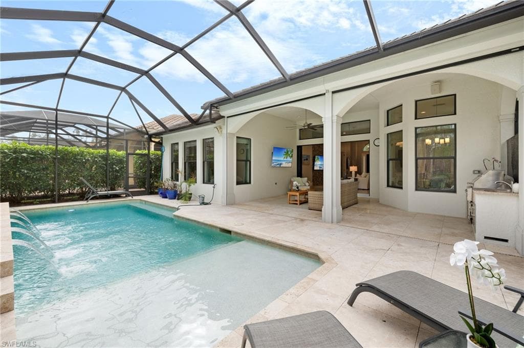 14726 Reserve Ln, Naples, FL 34109-29