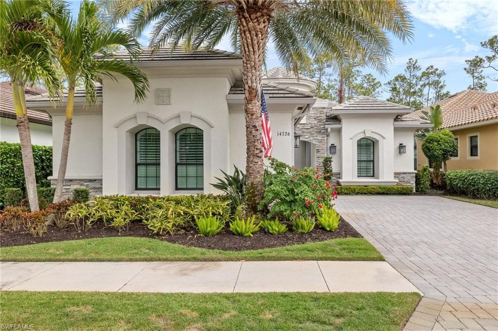 14726 Reserve Ln, Naples, FL 34109-3