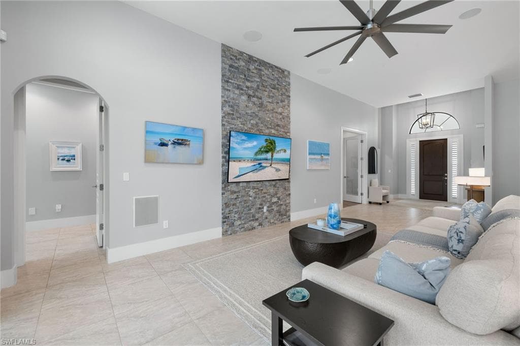 14726 Reserve Ln, Naples, FL 34109-6