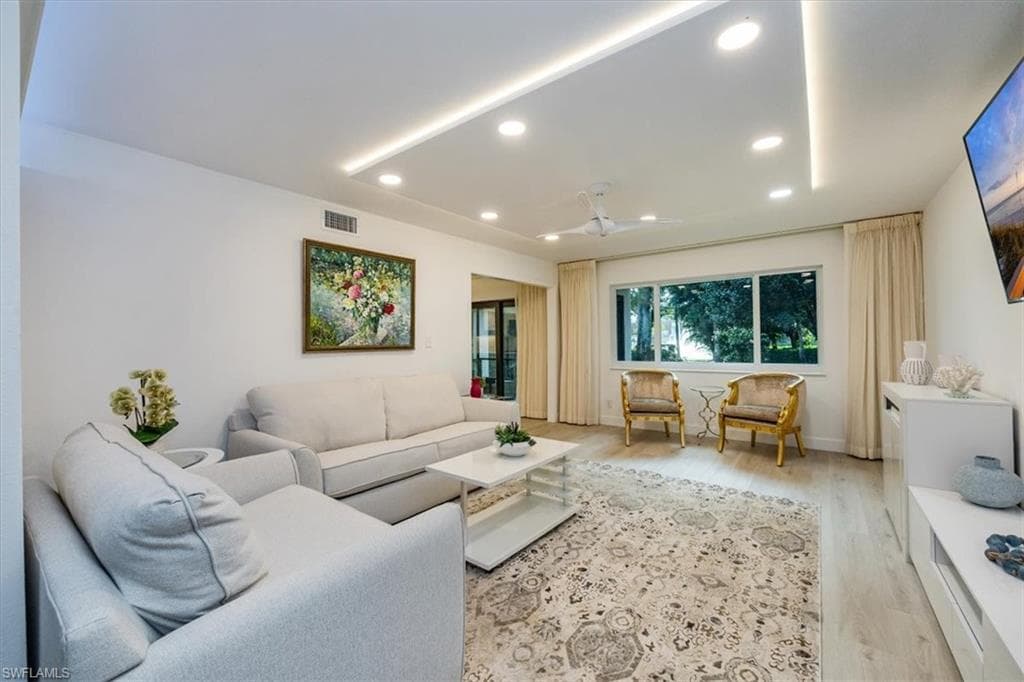 1772 Bald Eagle Dr 504a, Naples, FL 34105-11