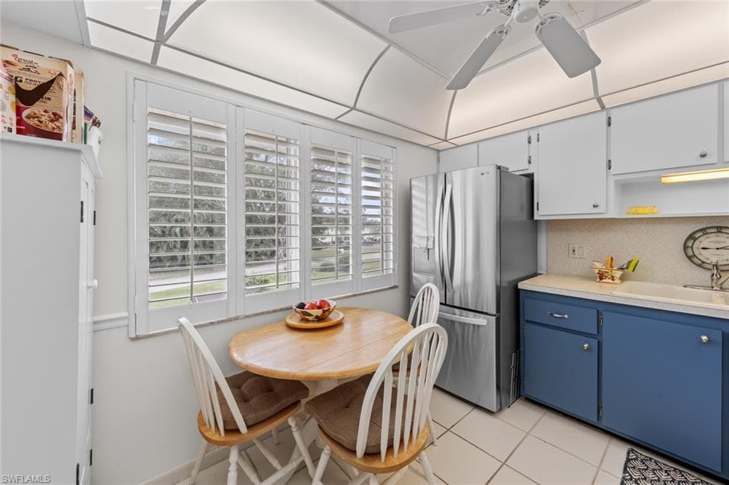 801 Teryl Rd 2, Naples, FL 34112-20