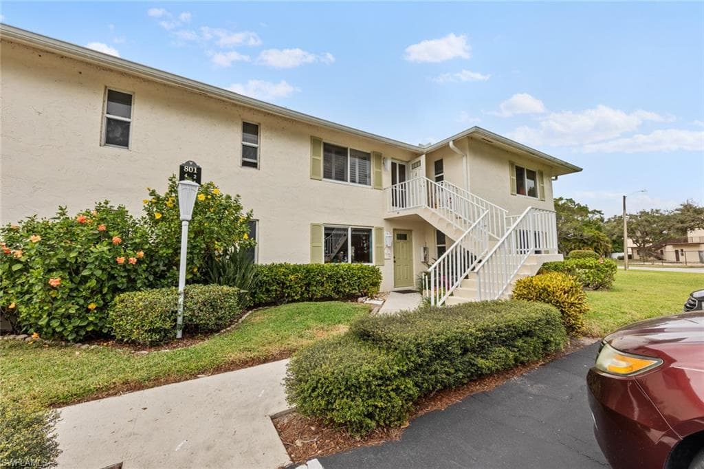 801 Teryl Rd 2, Naples, FL 34112-2