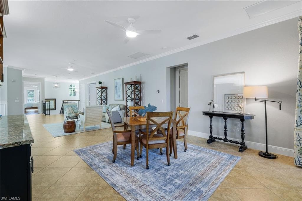 3755 Montreux Ln 204, Naples, FL 34114-9