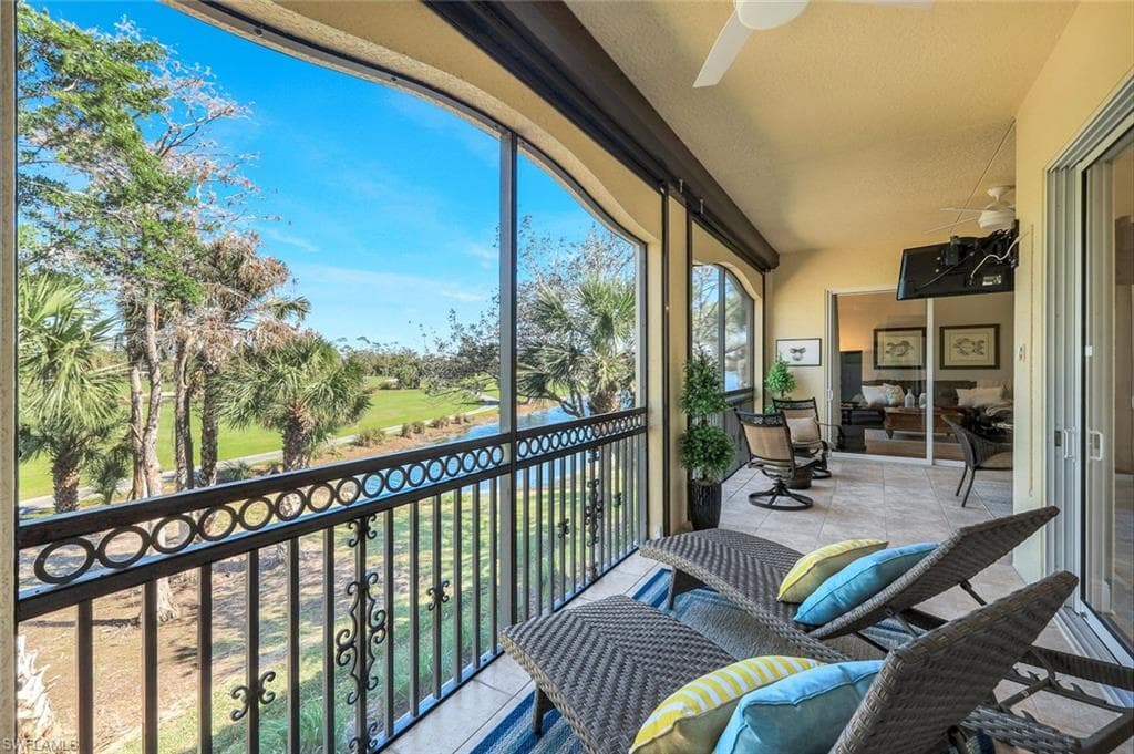 3755 Montreux Ln 204, Naples, FL 34114-29